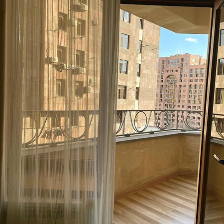 Arami Apartment 耶烈万 外观 照片