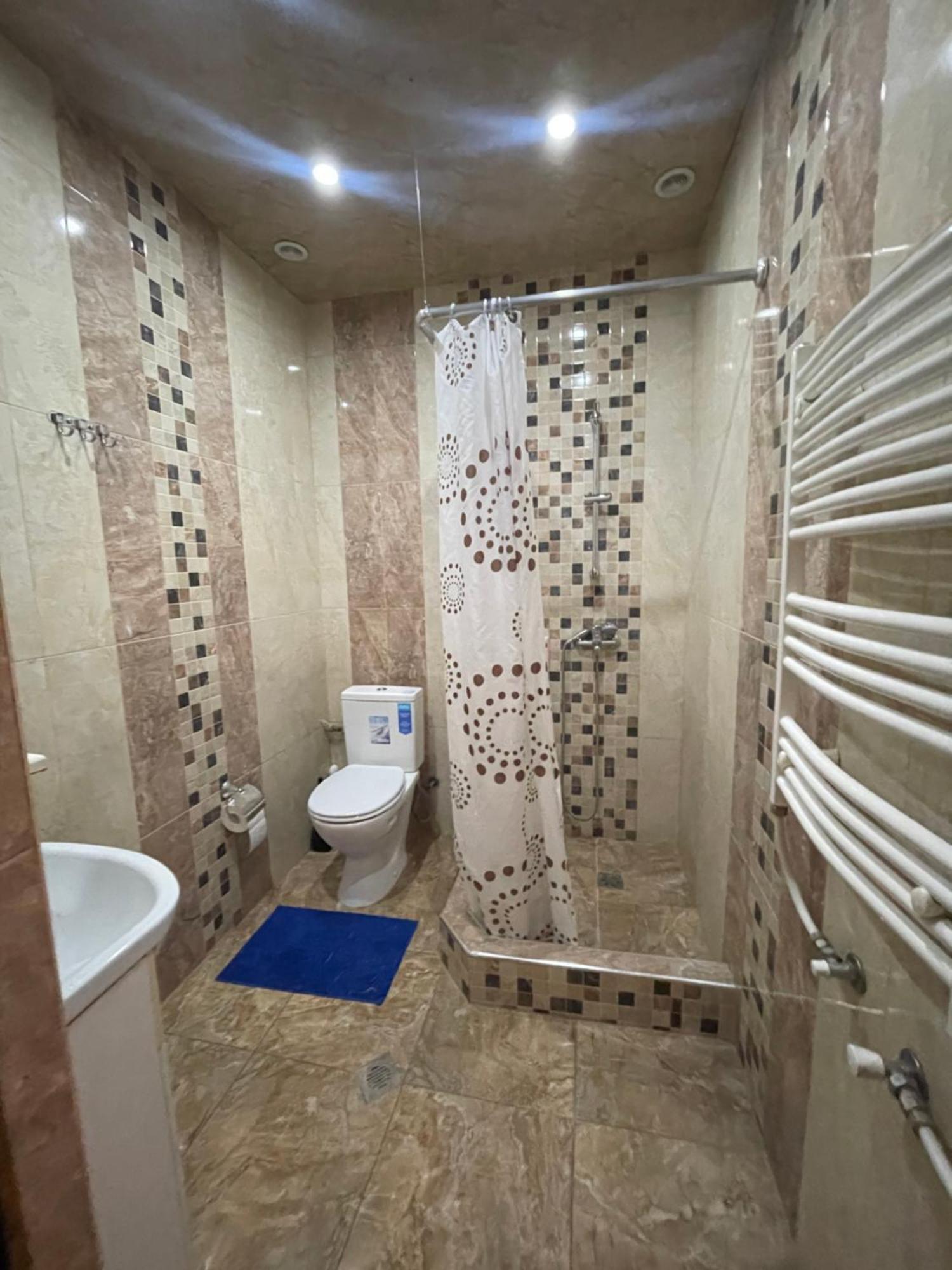 Arami Apartment 耶烈万 外观 照片